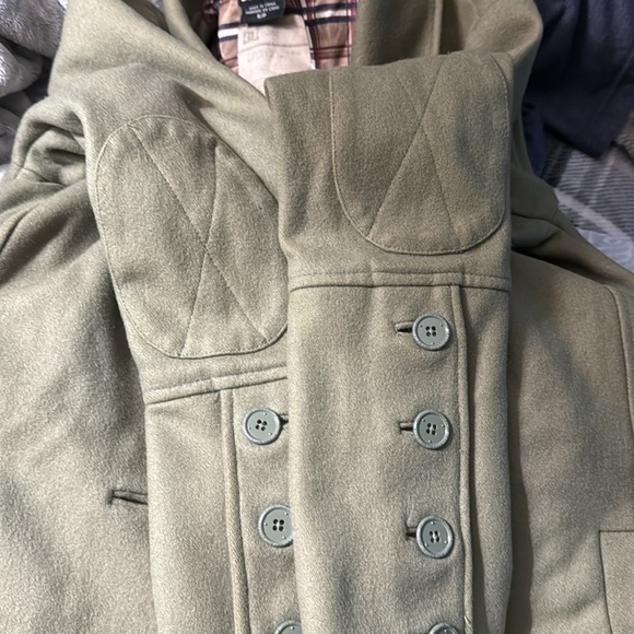 Olive green small DC button up petty coat - Picture 4 of 5